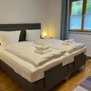 https://apartment-auszeit-am-westerberg.com-bavaria.com
